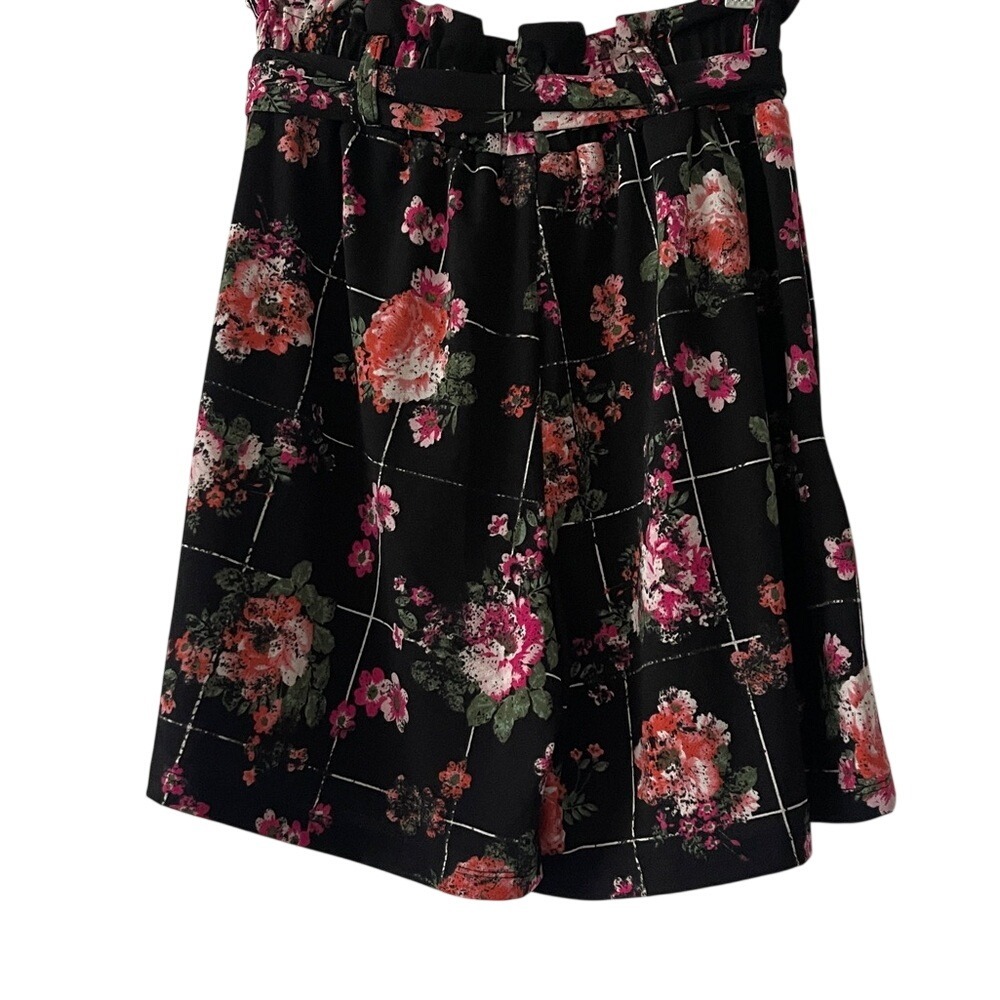 Lularoe Ella Black Floral High-Waist Paperbag‎ Shorts with Tie XXS